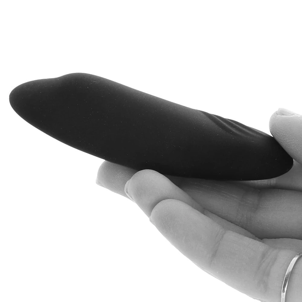 We-Vibe Moxie Wearable Clitoral Vibrator - Image 4