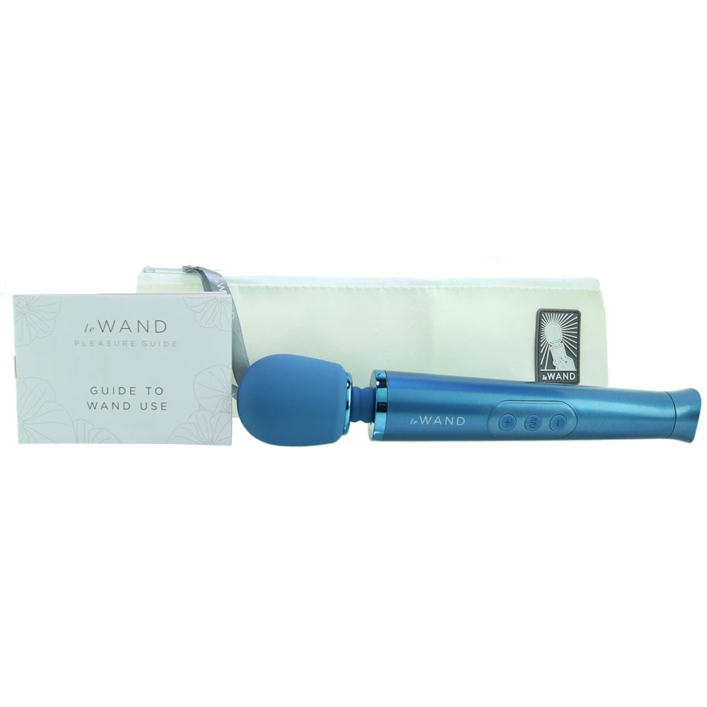 Le Wand Petite Massager - Image 5